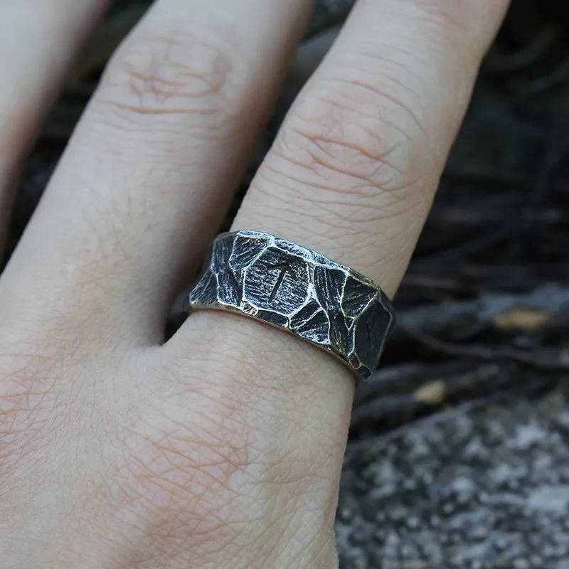 Heritage Nordic Celtic Knot Ring - Mythical Pieces