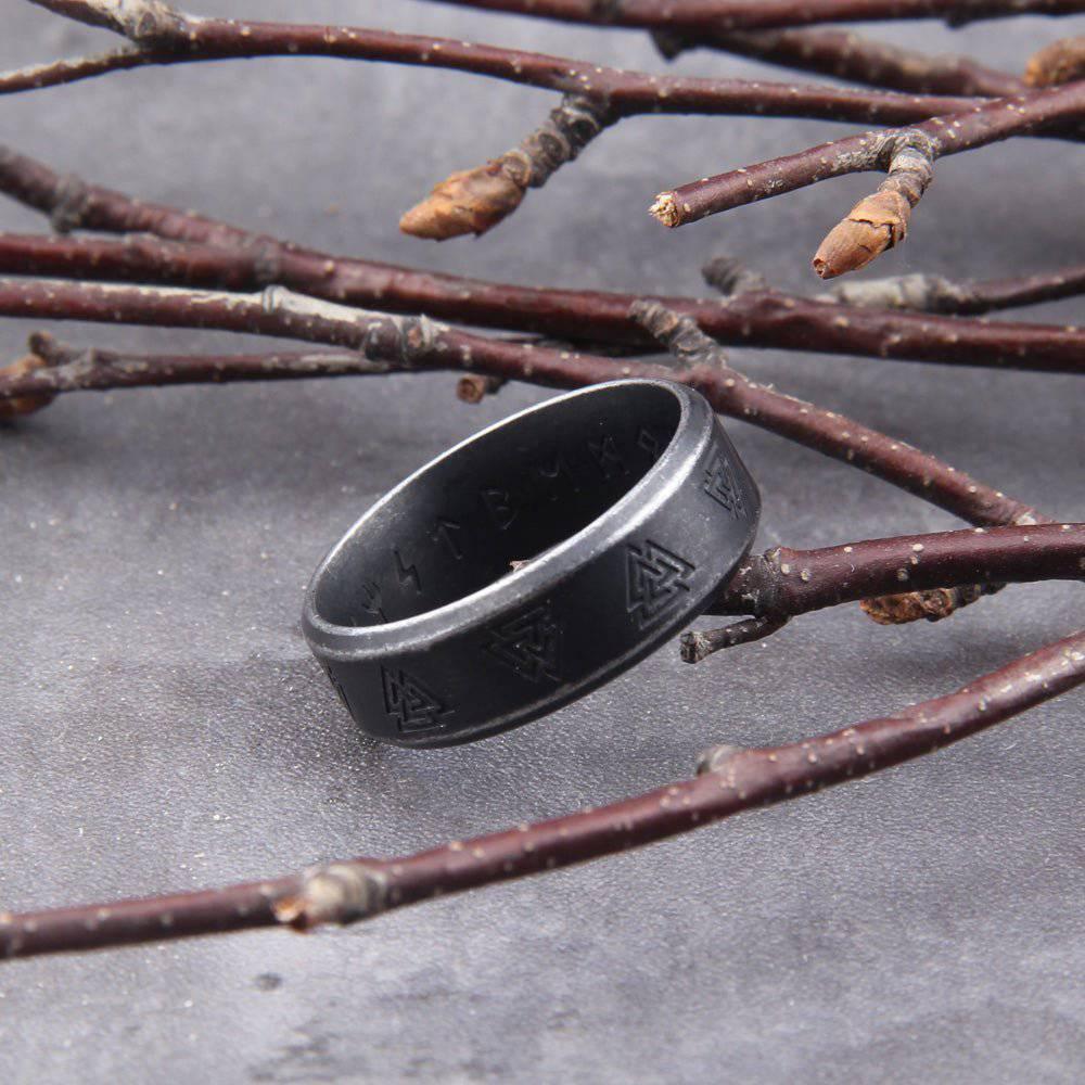 Modern Look Runed Band - Mythical Pieces